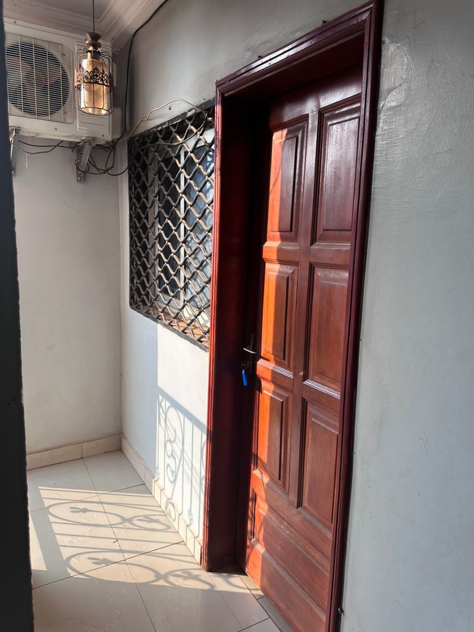 Studio meublé à louer, Damas, Yaoundé 