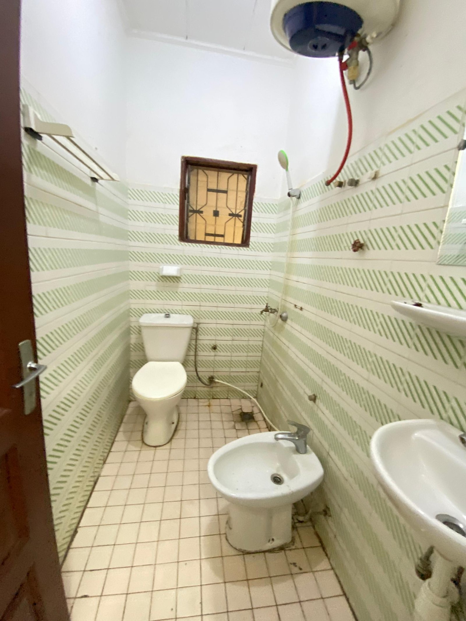 Appartement à louer, Efoulan, 