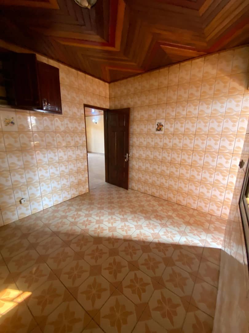 Appartement à louer, Obobogo, Yaoundé 