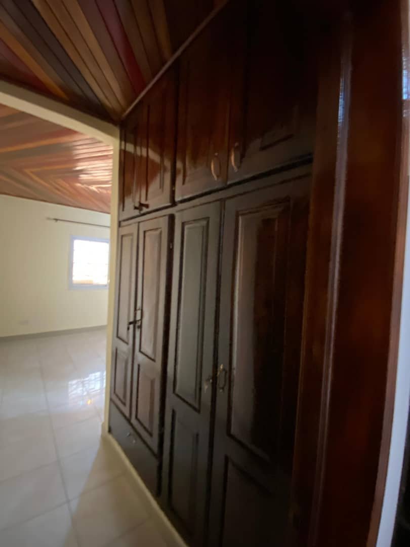 Appartement à louer, Obobogo, Yaoundé 