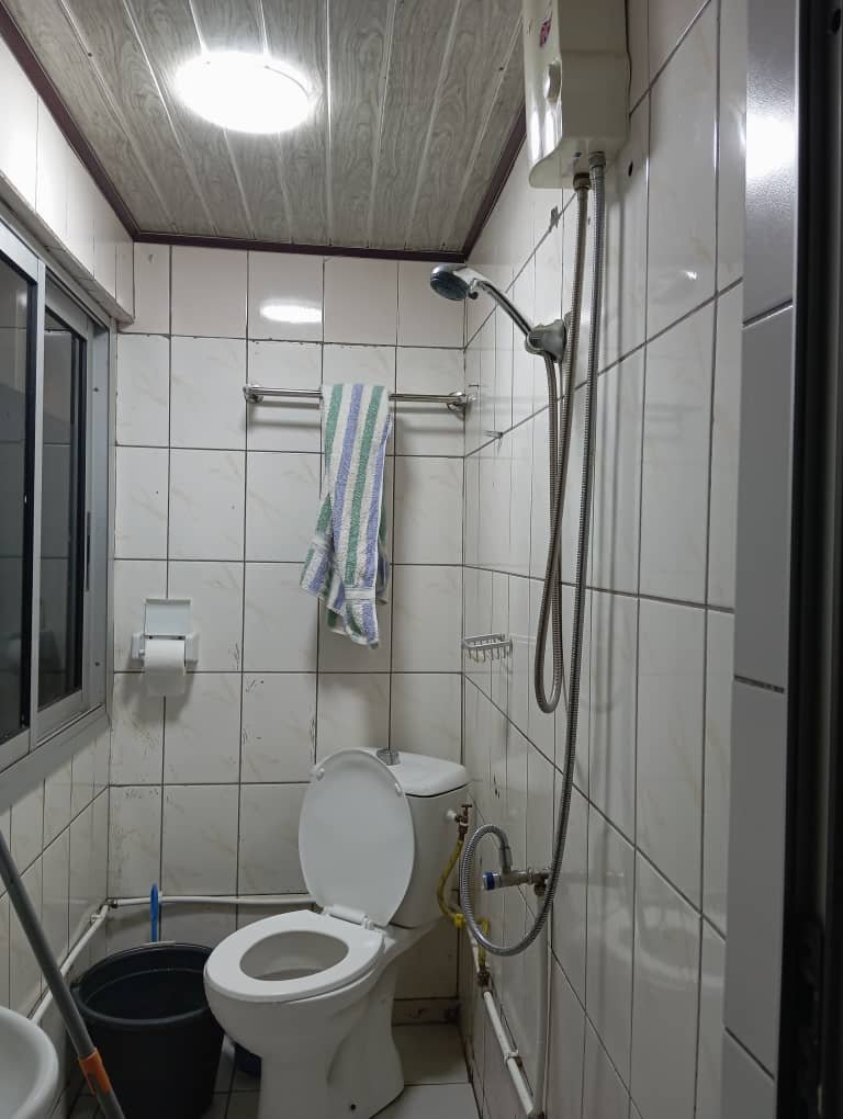 Studio Meublé à louer,  mini prix bastos, Yaoundé 