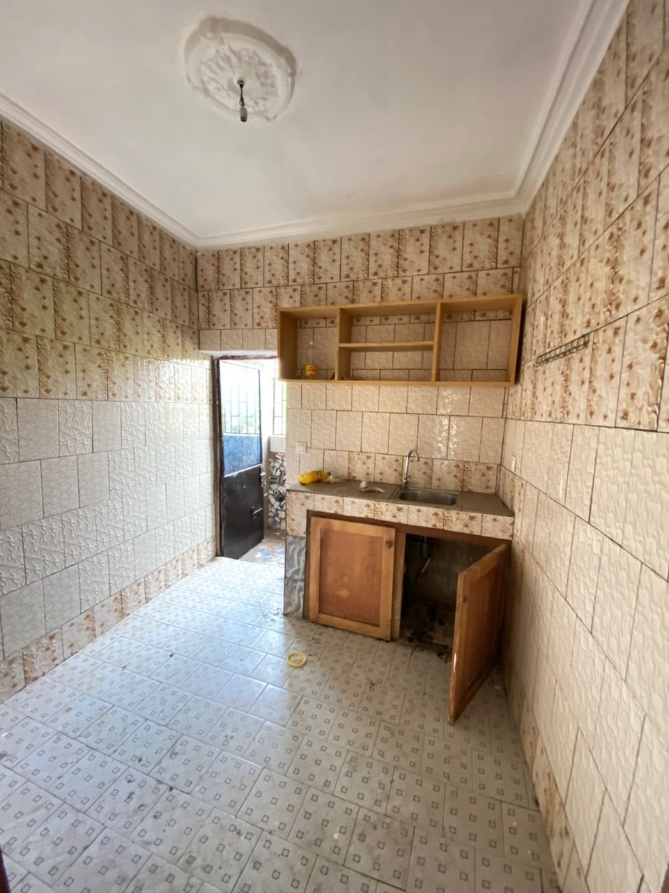 Appartement à louer, Biyemassi, Yaoundé 