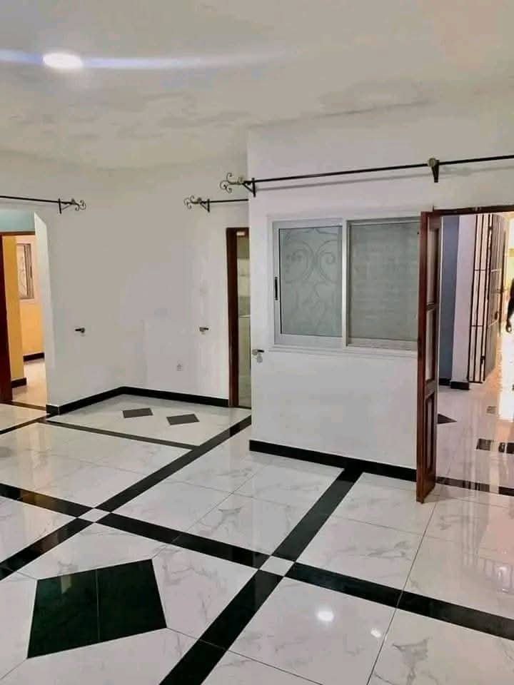 Appartement moderne à louer, Awae Escalier, Yaoundé 