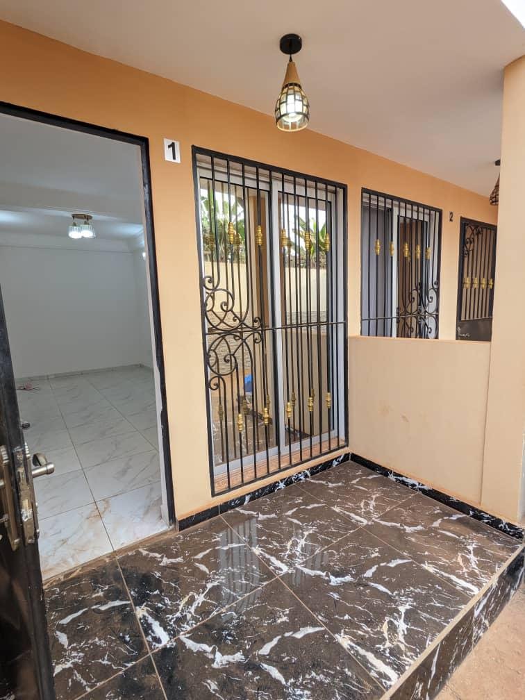 Studio à louer, Olembe, Yaoundé 