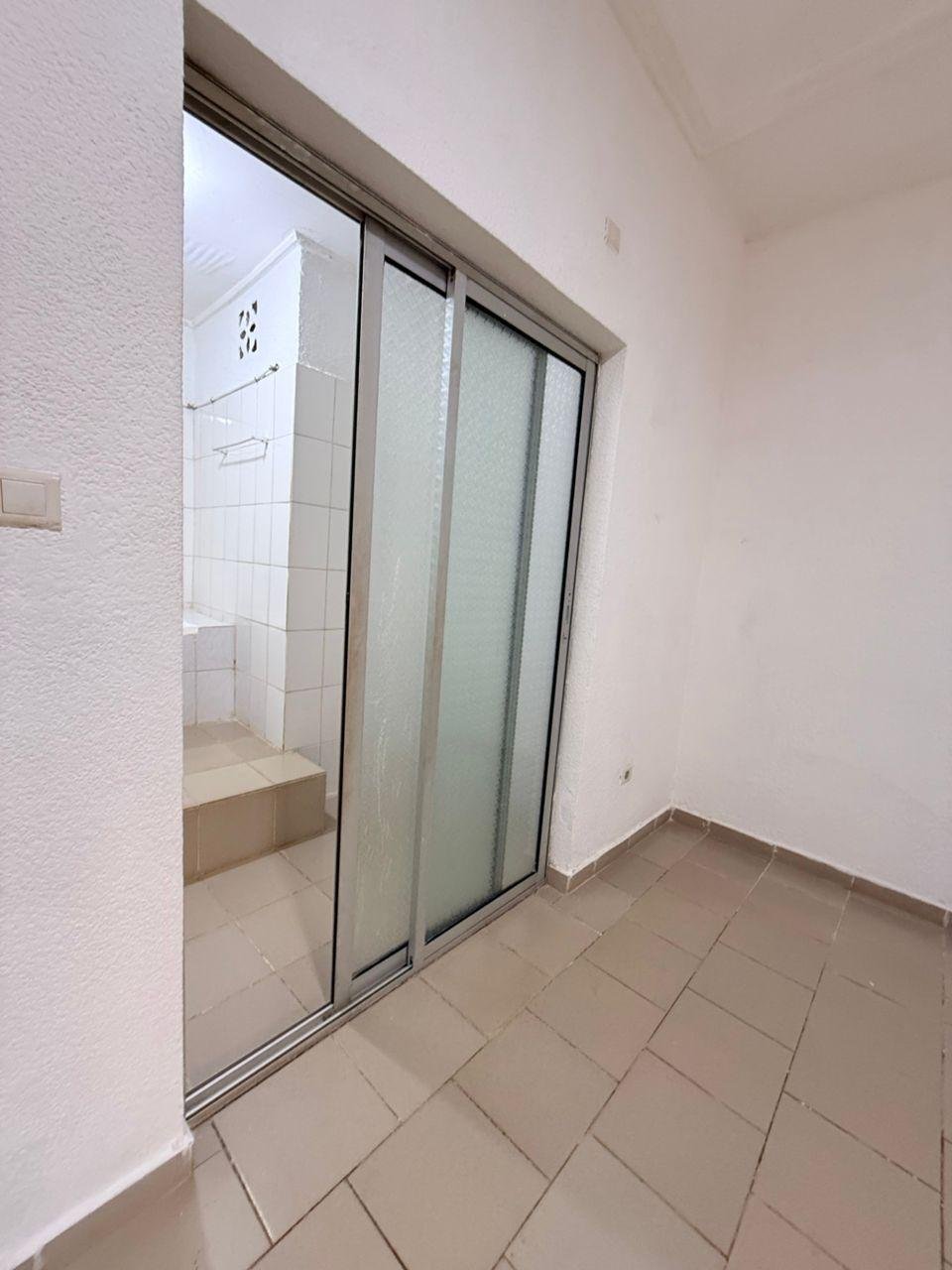 Appartement à louer, Omnisport, Yaoundé 