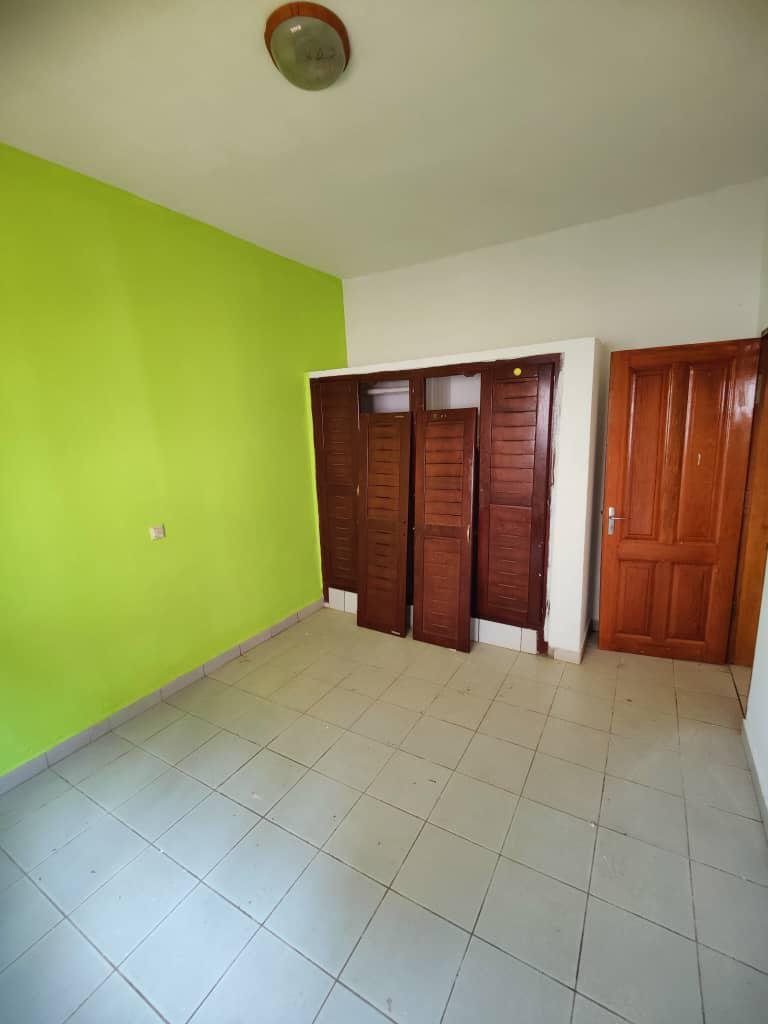 Appartement à louer,  Emana, Yaoundé 
