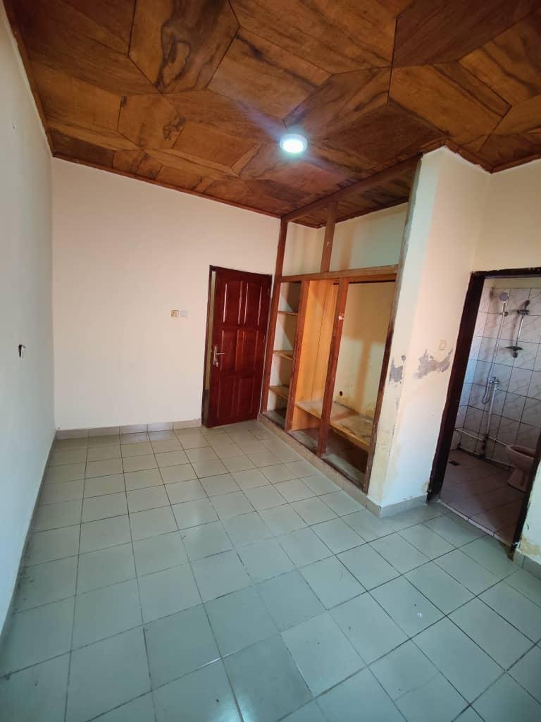 Villa à louer, Emana, Yaoundé 