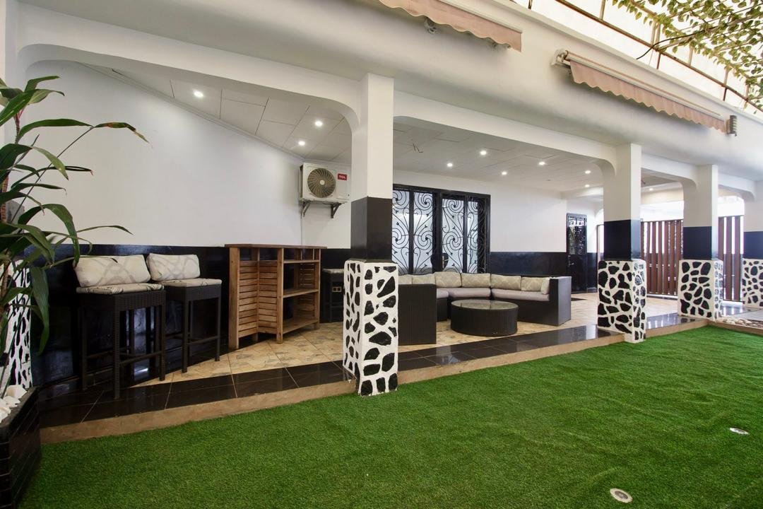 Villa meublée avec piscine à louer, Titi garage 