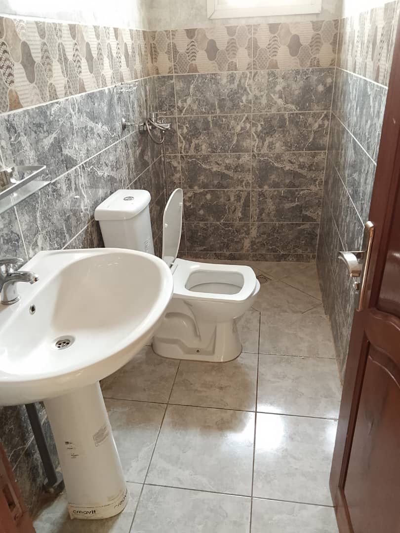 Appartement à louer, Santa barbara, Yaoundé 