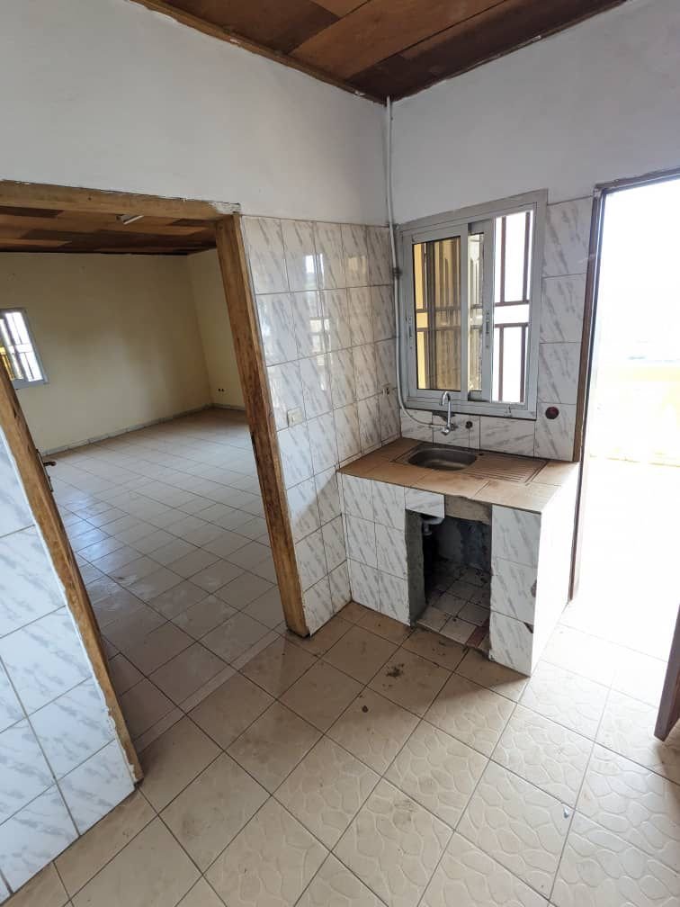 Appartement à louer, fougerole, Yaoundé 