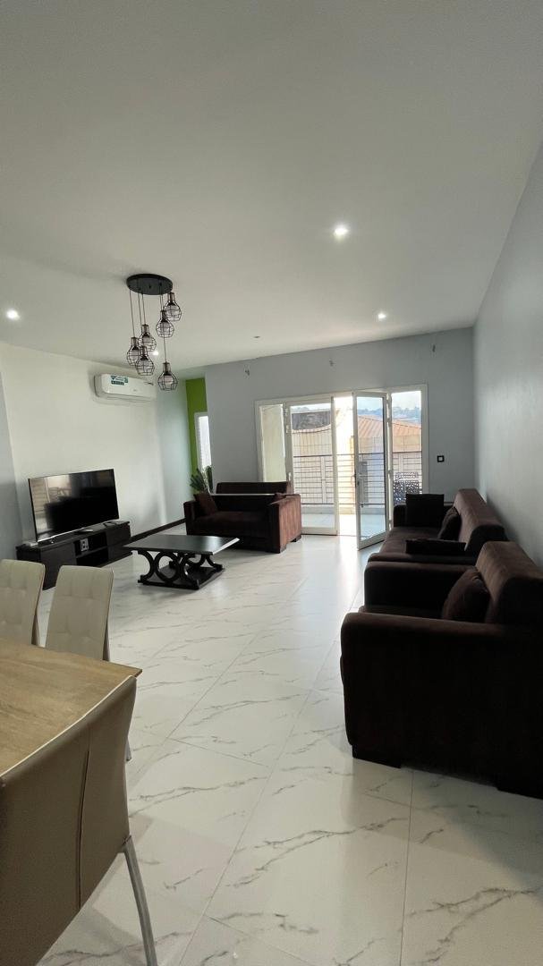 Appartement meublé à louer, Omnisport, Yaoundé 
