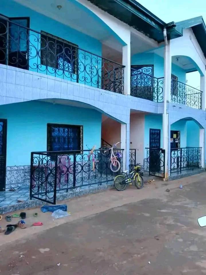 Studio à louer, Fougerole, Yaoundé 