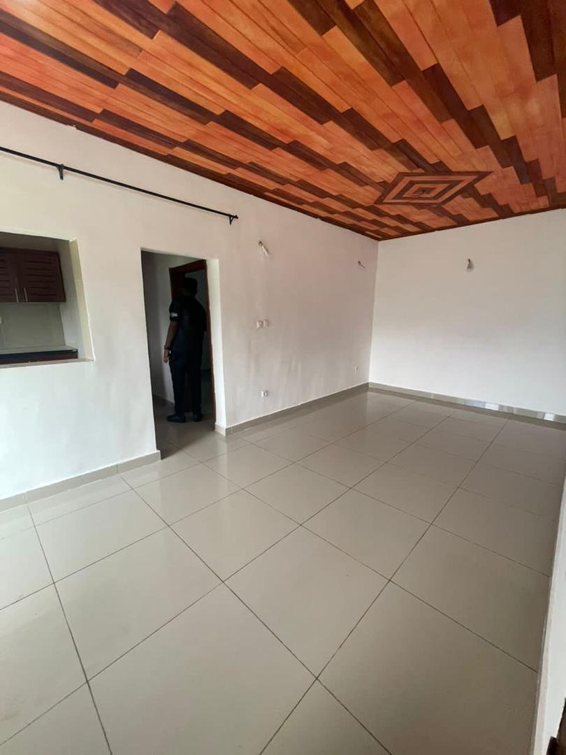 Appartement à louer, Fougerole, Yaoundé 