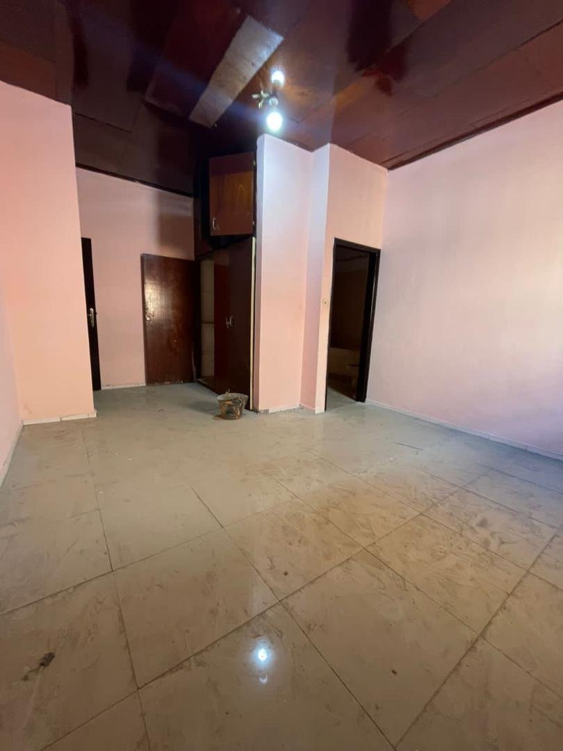 Villa à louer, Titi garage, Yaoundé 