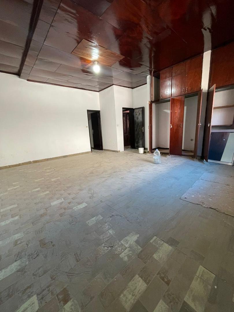 Villa à louer, Titi garage, Yaoundé 
