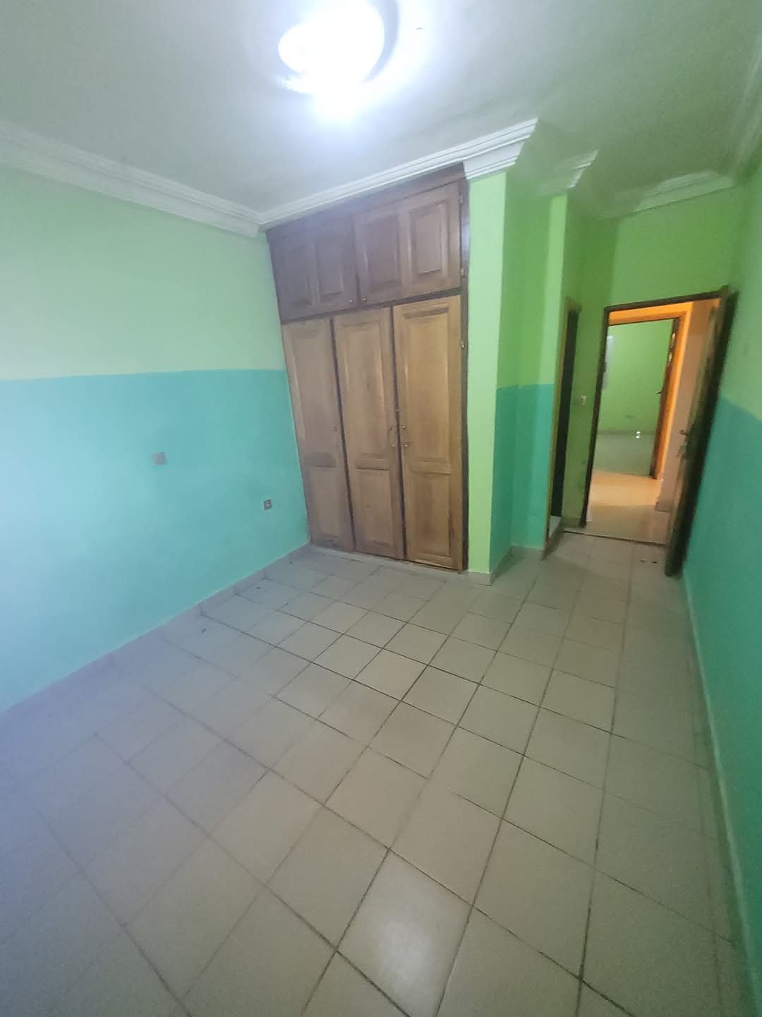 Appartement  à louer, Biyem assi, Yaoundé 