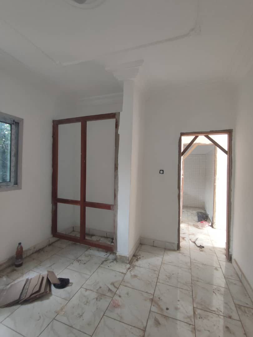 Studio moderne à louer , Odza, Yaoundé 