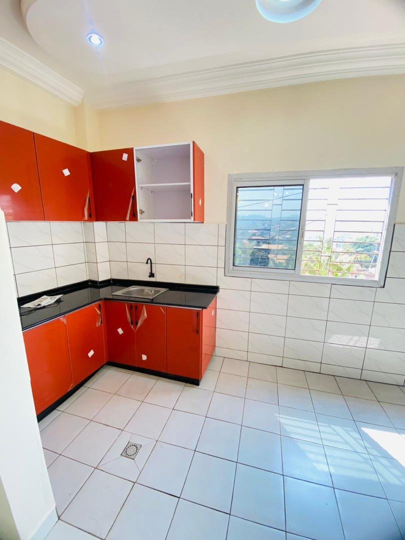 Appartement à louer, Olembe, Yaoundé 