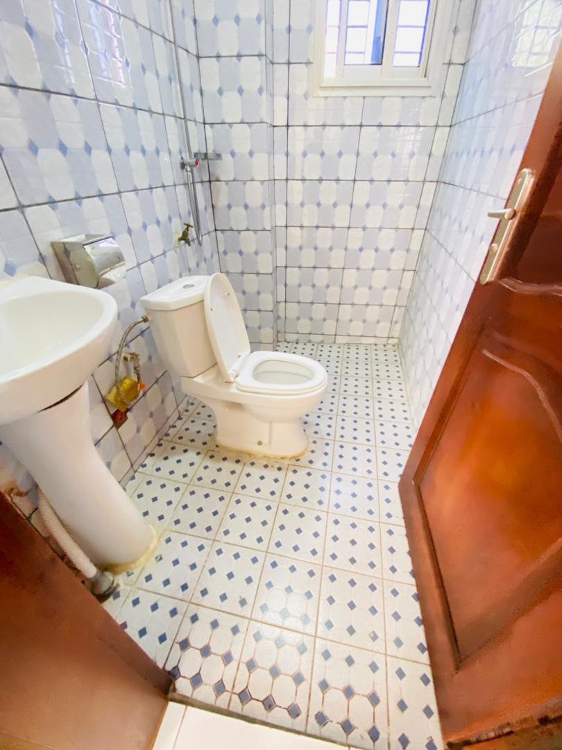 Appartement à louer, Olembe, Yaoundé 