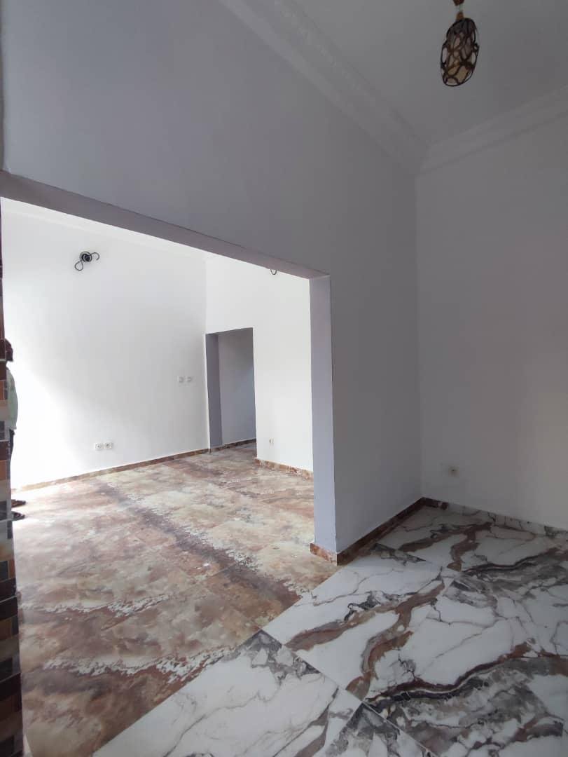 studio moderne à louer, Odza, Yaoundé  