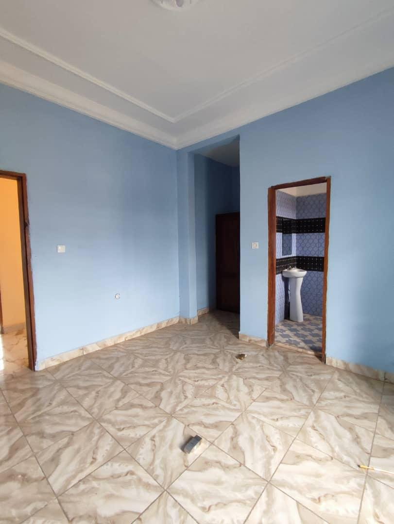Appartement à louer, Odza, Yaoundé 