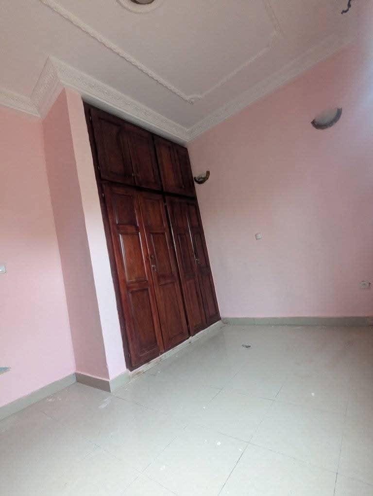 Appartement à louer, Odza, Yaounde  