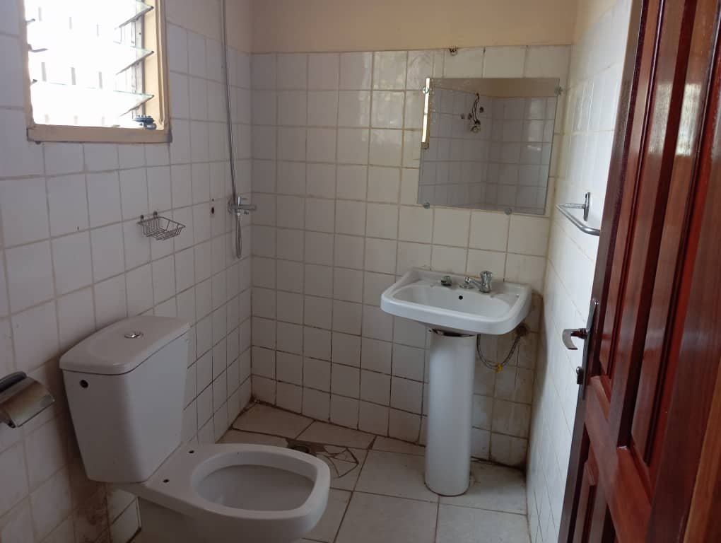 Appartement à louer, Bastos, Yaoundé 