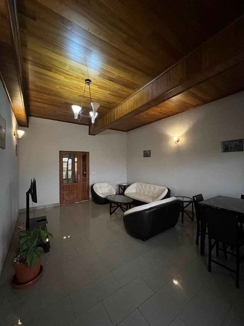 Appartement meublé à vendre, Odza, Yaoundé 