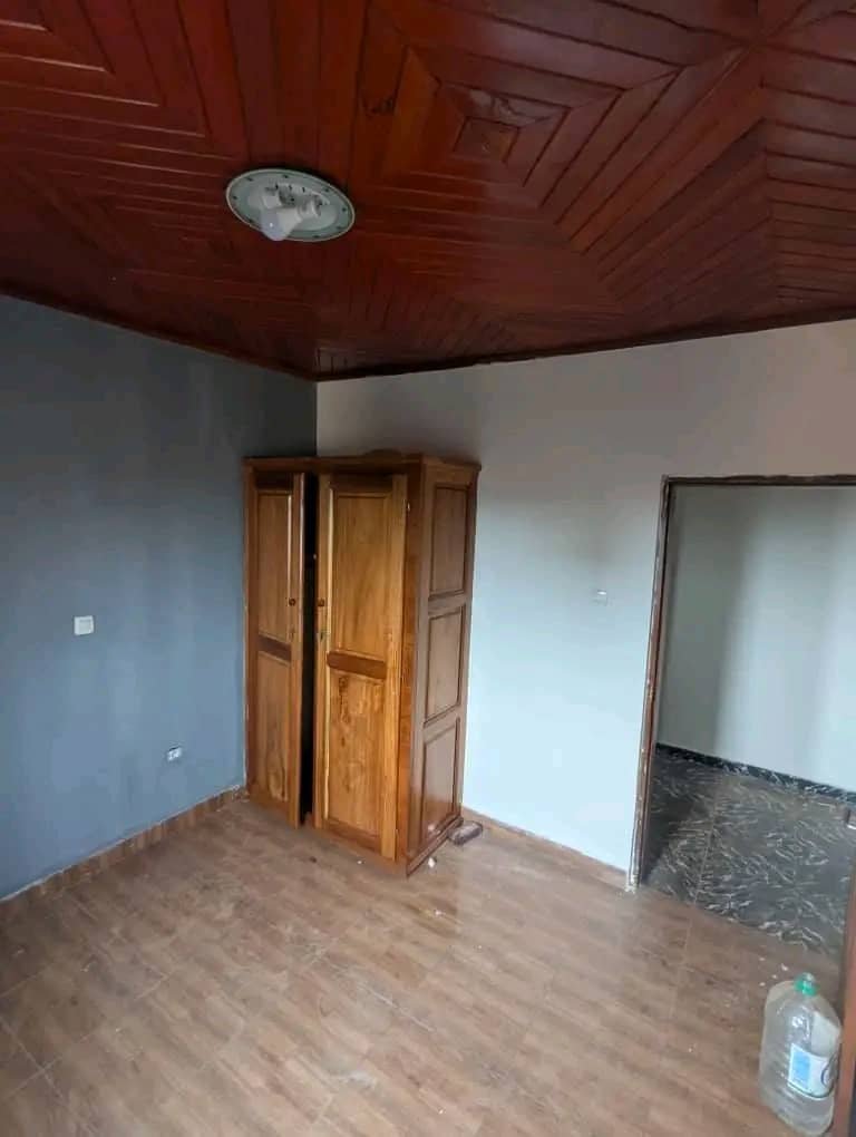 Studio à louer, Odza, Yaoundé 