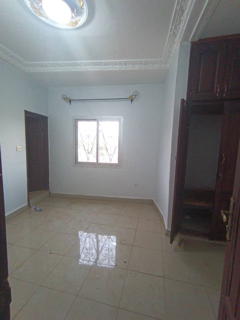 studio moderne à louer jouvence, Yaoundé 