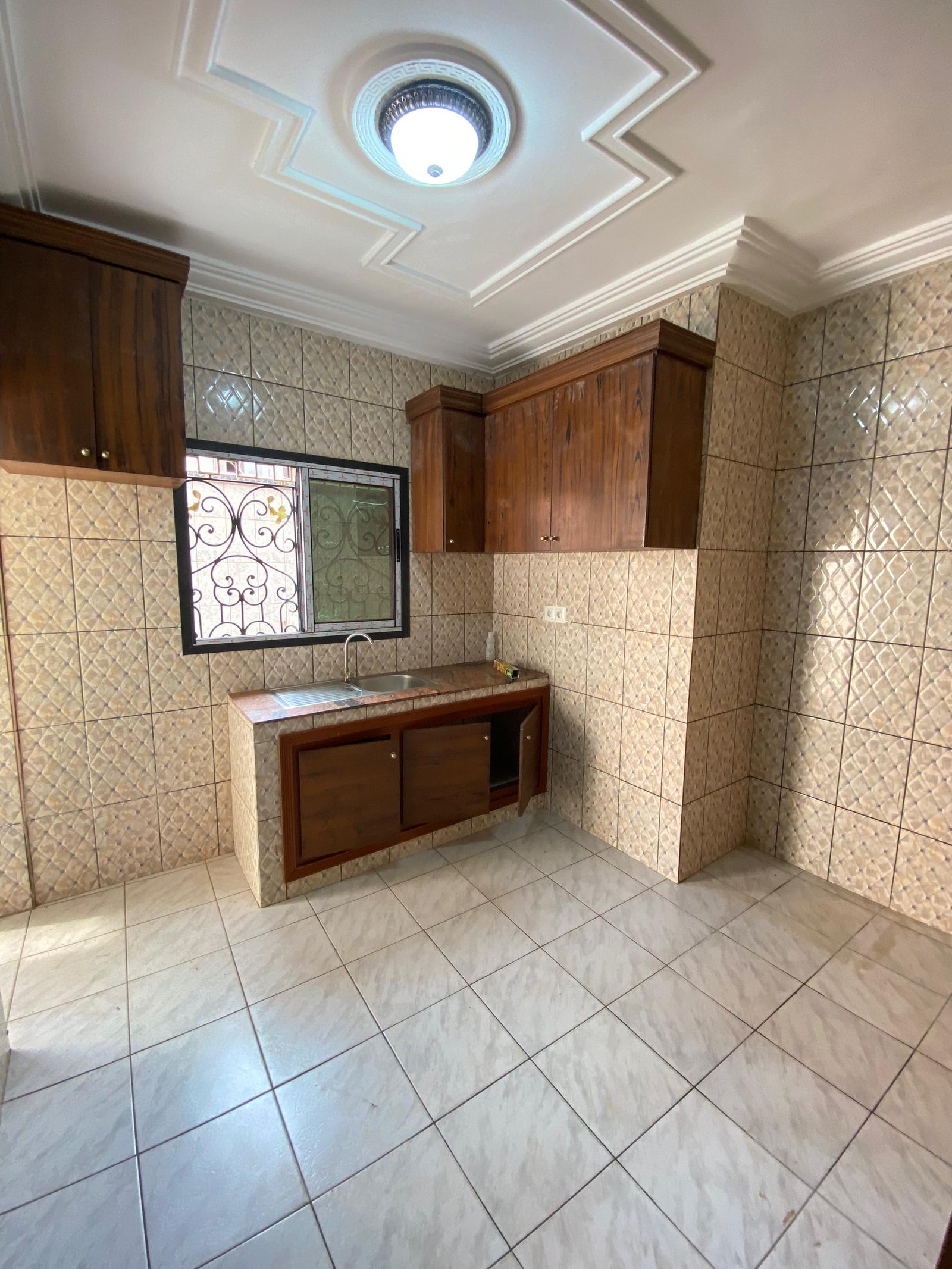 Duplex à louer Nsam, Yaoundé 