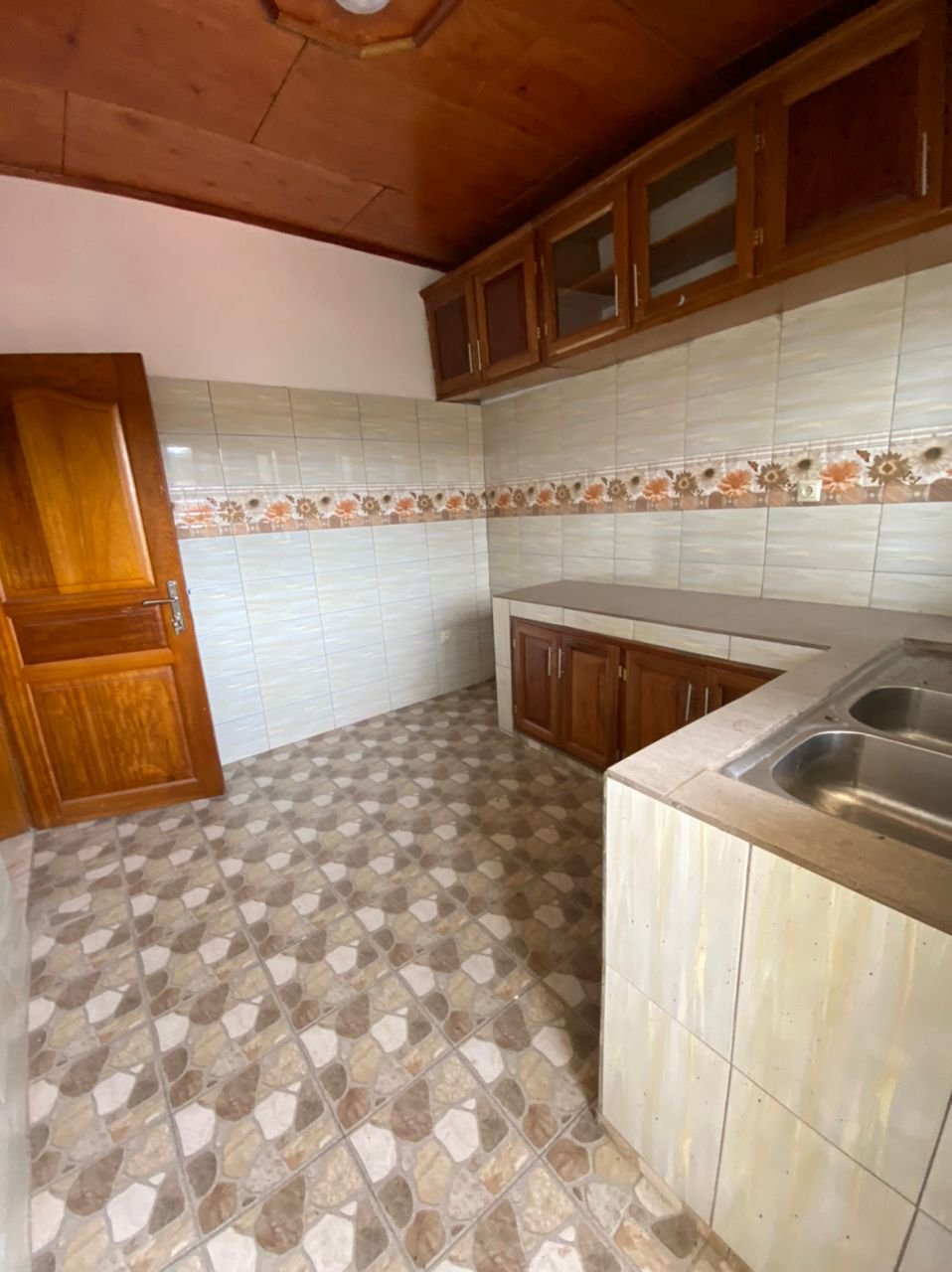 Appartement à louer, Damas, Yaoundé 