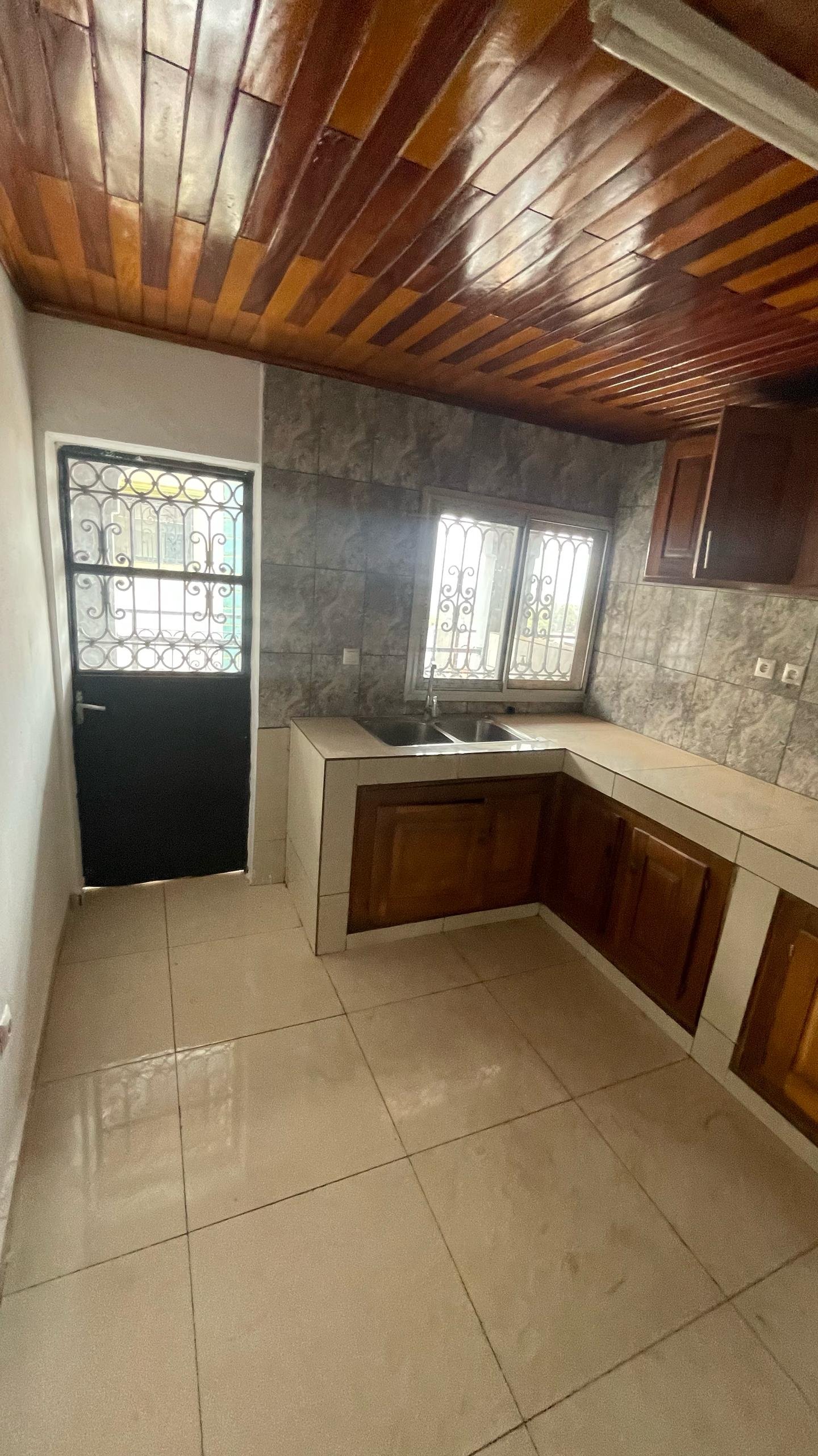 Appartement à louer, Ngousso, Yaoundé 