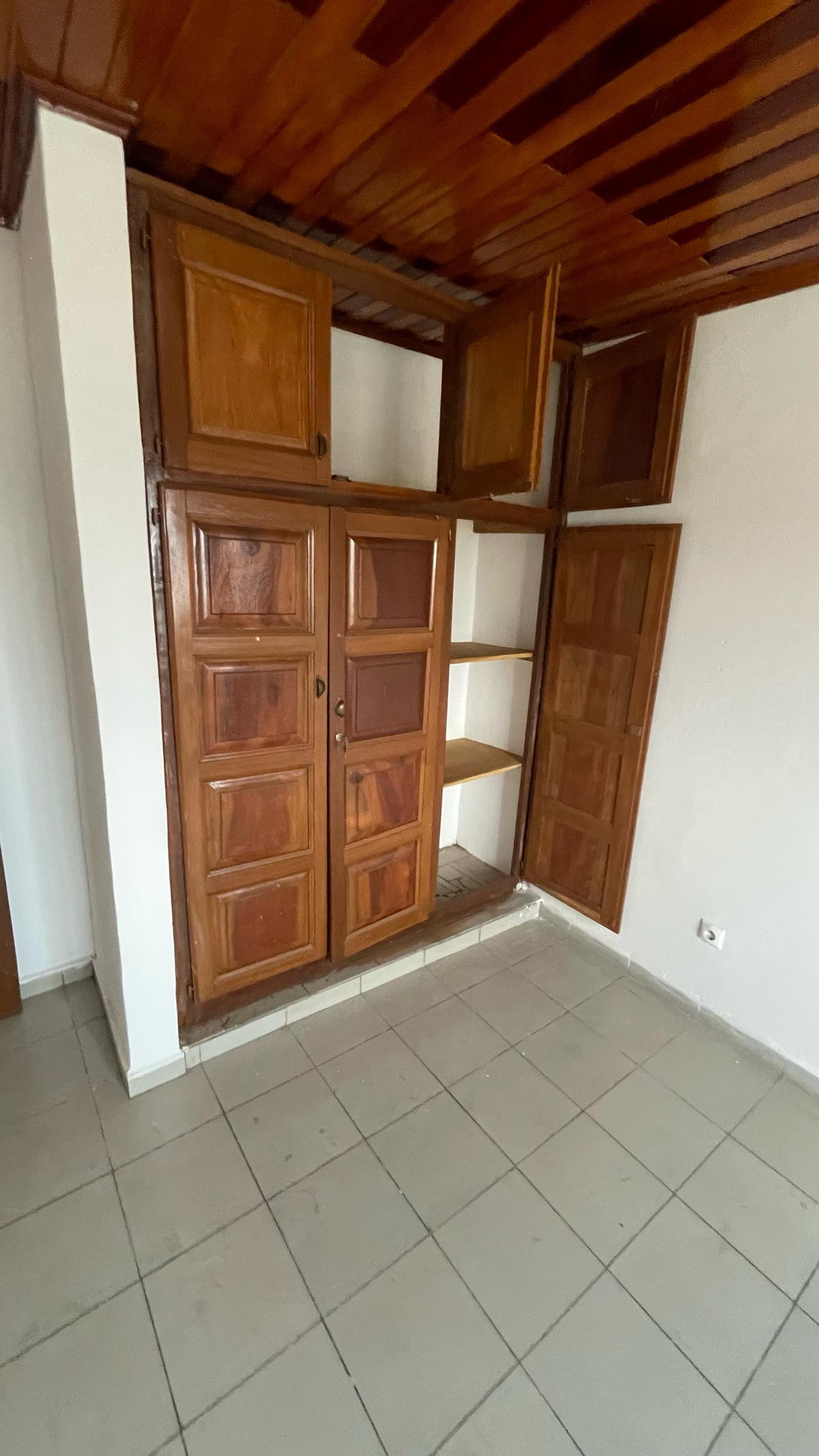 Appartement à louer, Ngousso, Yaoundé 