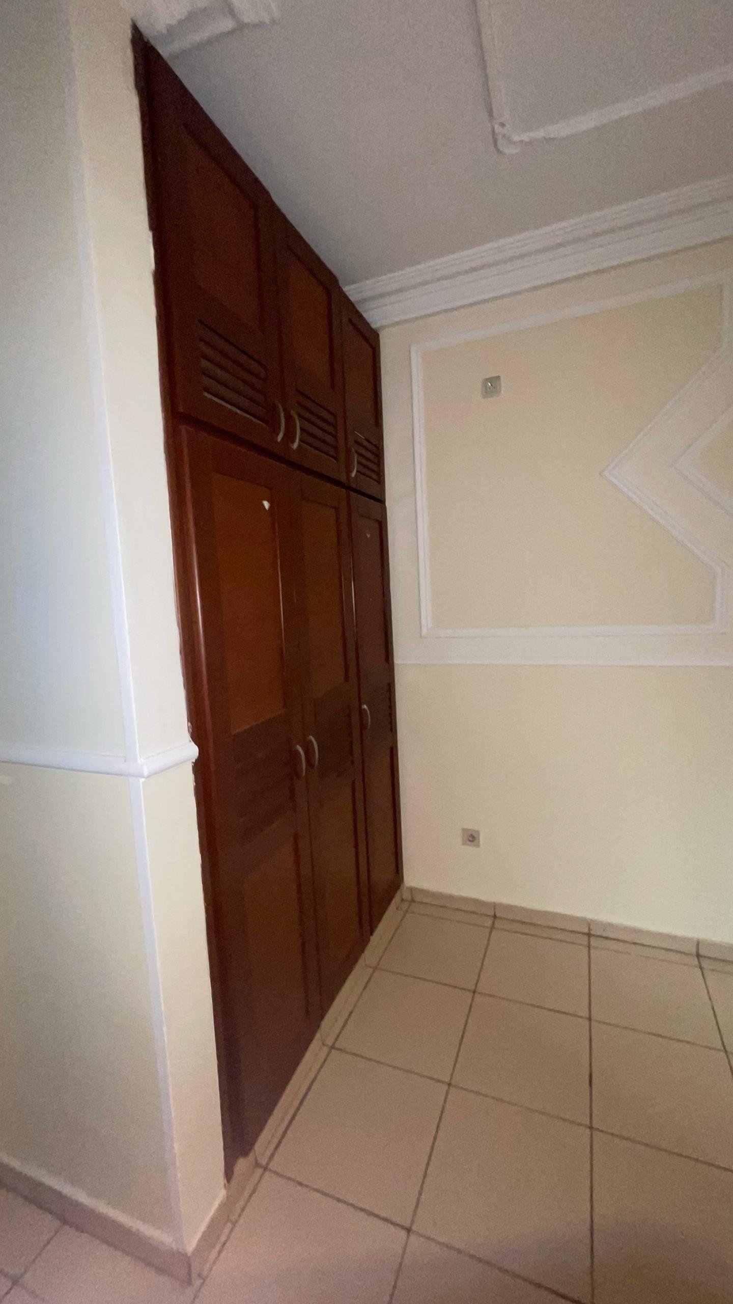 Appartement à louer, Ngousso, Yaoundé 