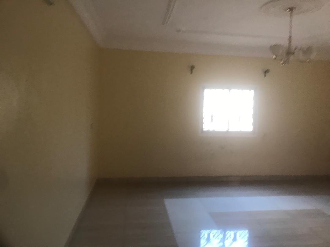 Studio moderne à louer, Olembe, Yaoundé  