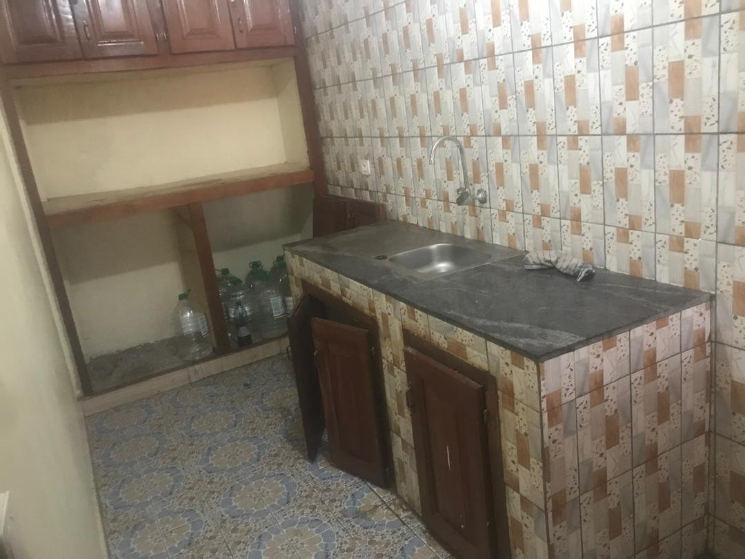 Studio moderne à louer, Olembe, Yaoundé  