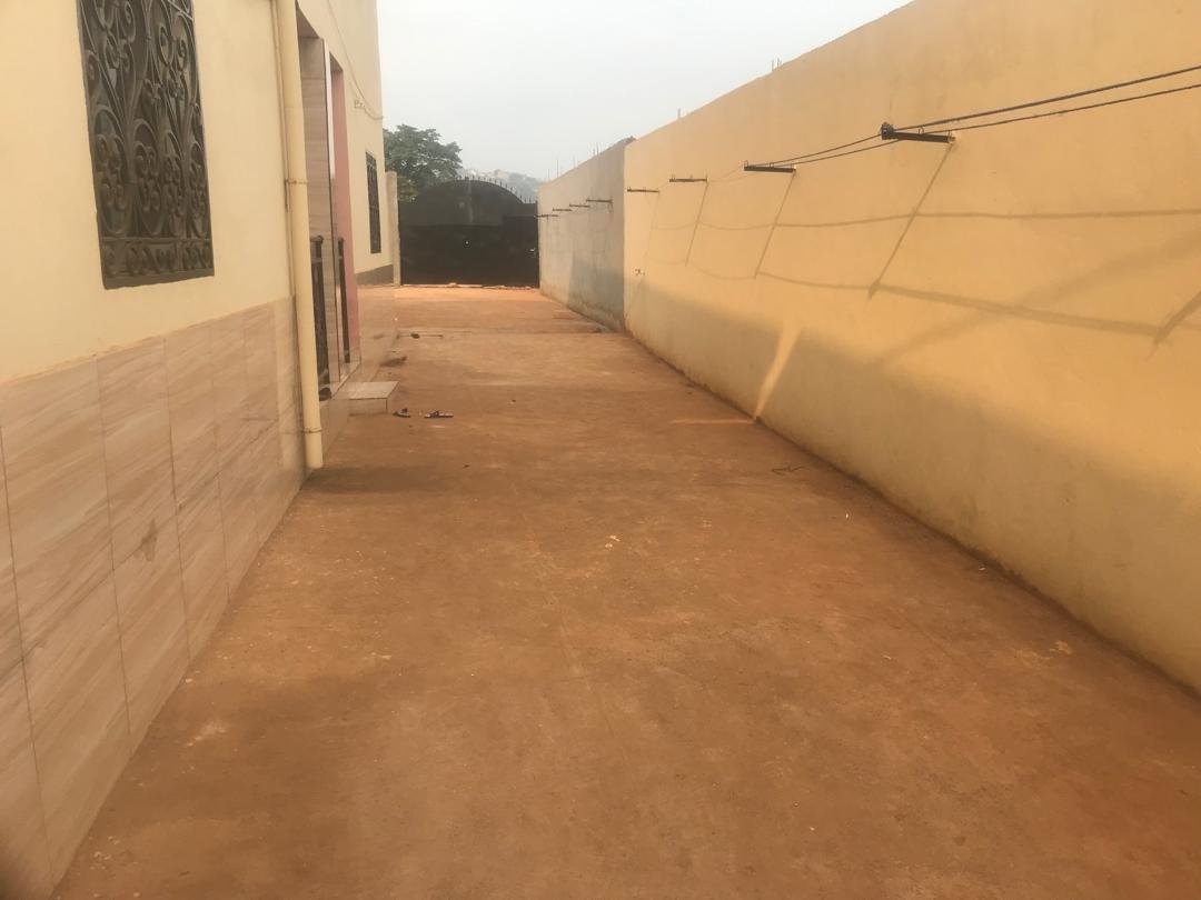 Studio moderne à louer, Olembe, Yaoundé  