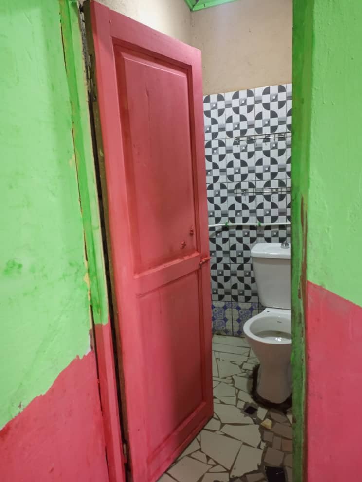 Chambre moderne à louer, Biyem assi, Yaoundé 