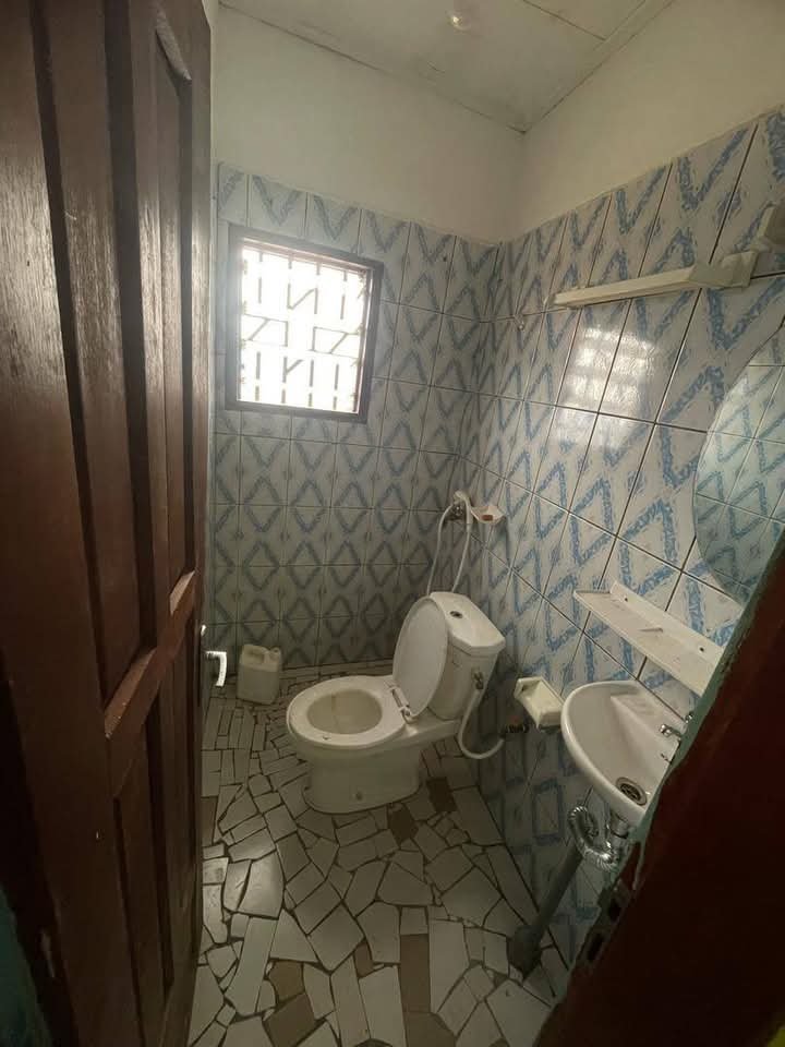 Studio moderne à louer, Biyem Assi, Yaoundé 
