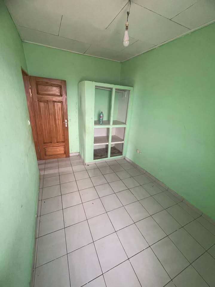 Studio moderne à louer, Biyem assi, Yaoundé 