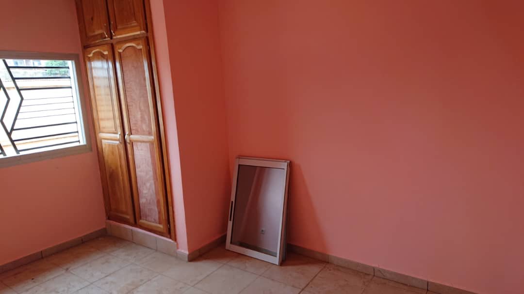 Appartement à louer, Etoudi, Yaoundé 