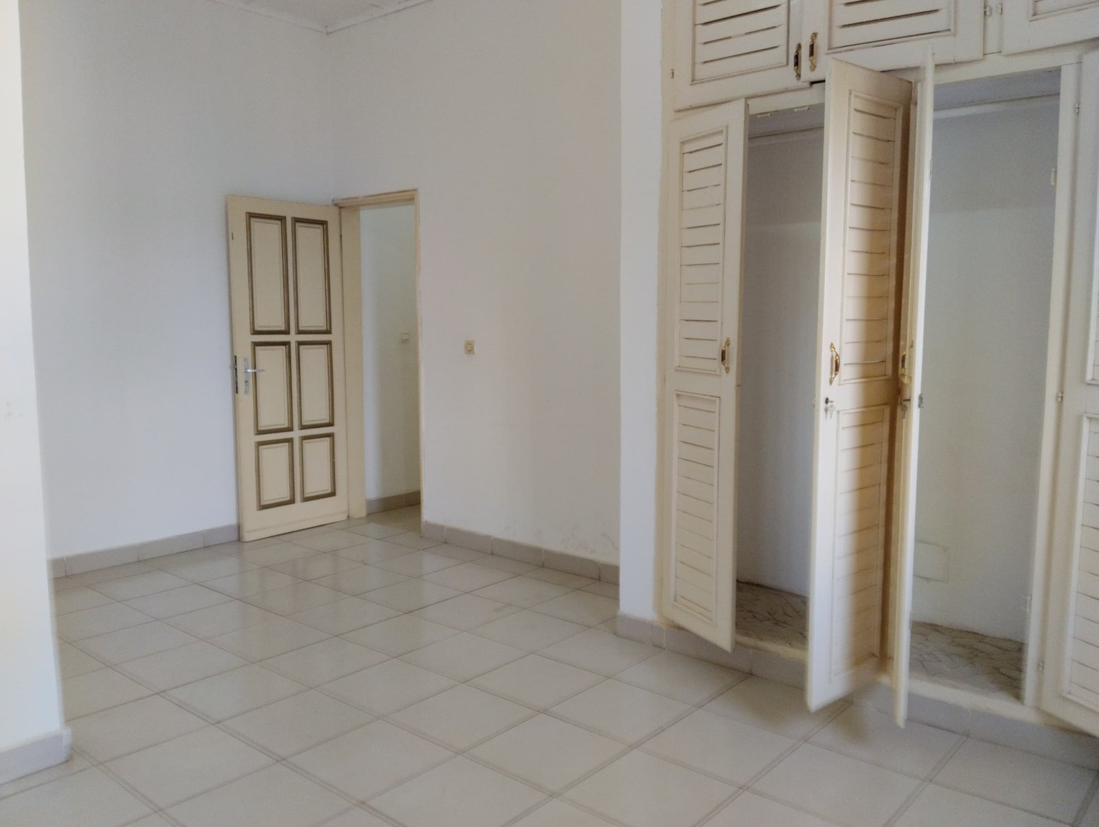 Duplex à louer, Golf, Yaoundé 