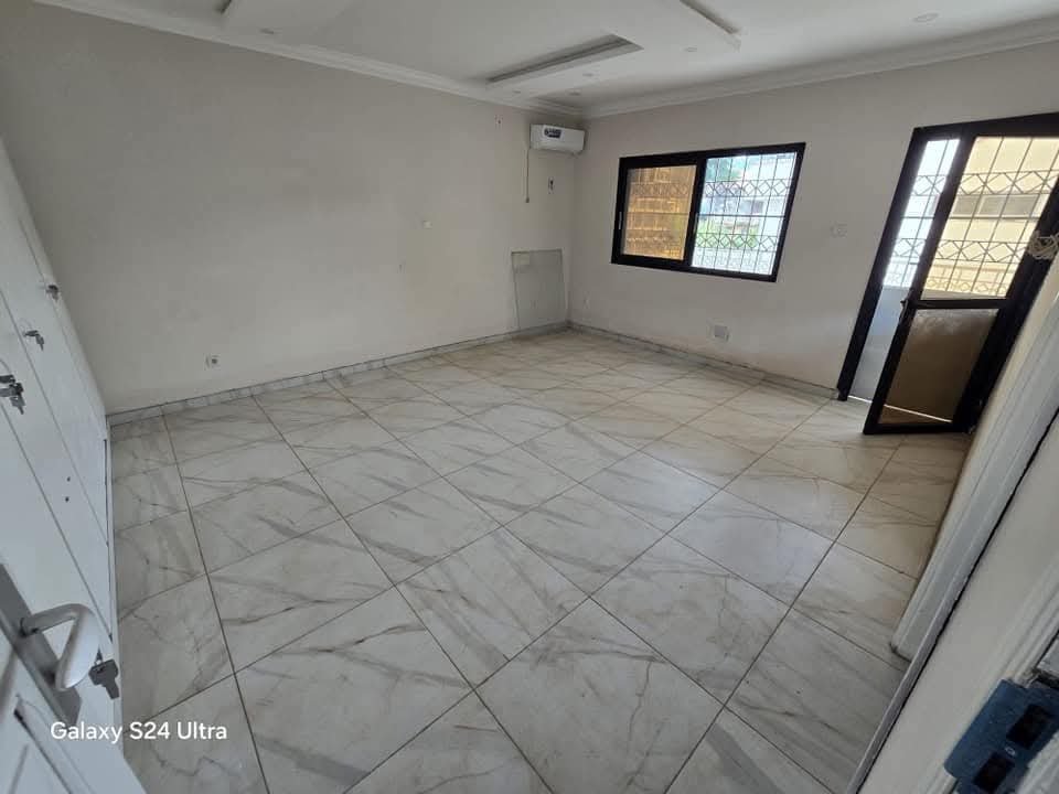 Duplex à louer, Bastos, Yaoundé  