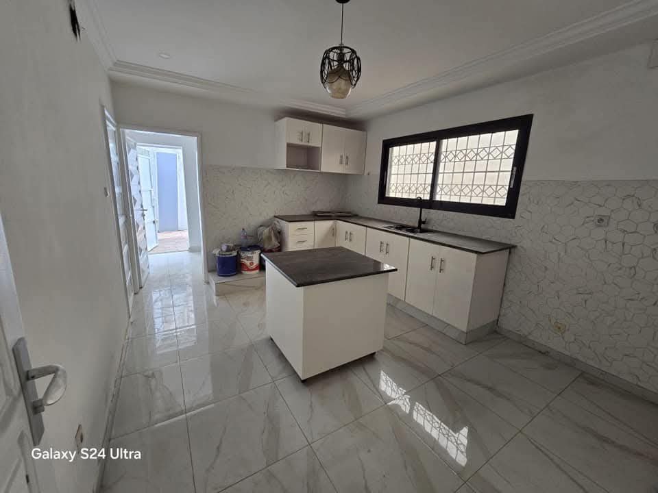 Duplex à louer, Bastos, Yaoundé  