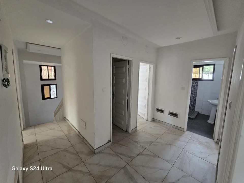 Duplex à louer, Bastos, Yaoundé  
