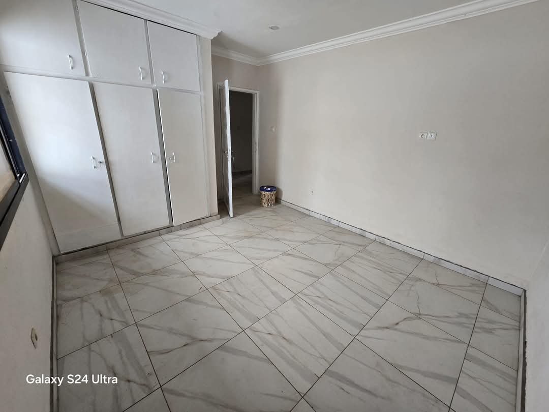 Duplex à louer, Bastos, Yaoundé  