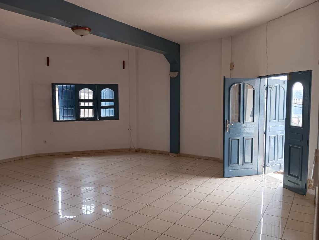 Maison titré à vendre etoa meki, Yaoundé 