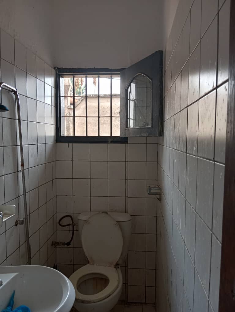 Maison titré à vendre etoa meki, Yaoundé 