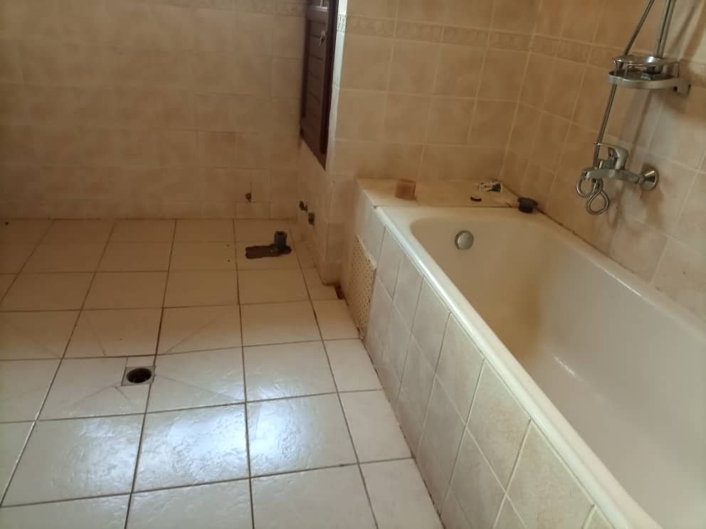 Duplex à louer, Golf, Yaoundé  